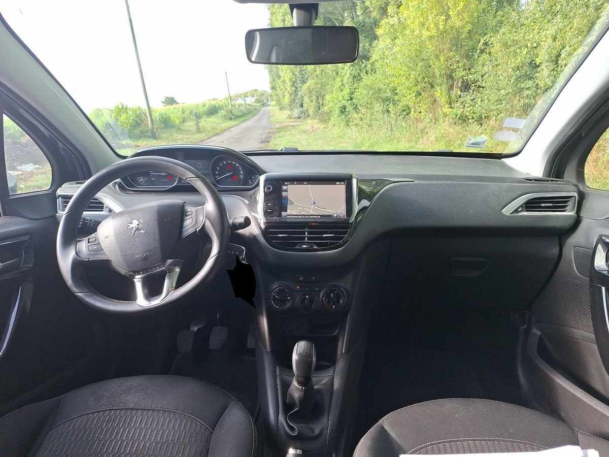 peugeot-208-2016-gasolina-1199cc