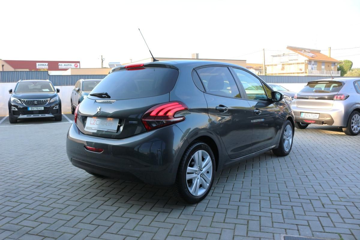 peugeot-208-2016-gasolina-1199cc