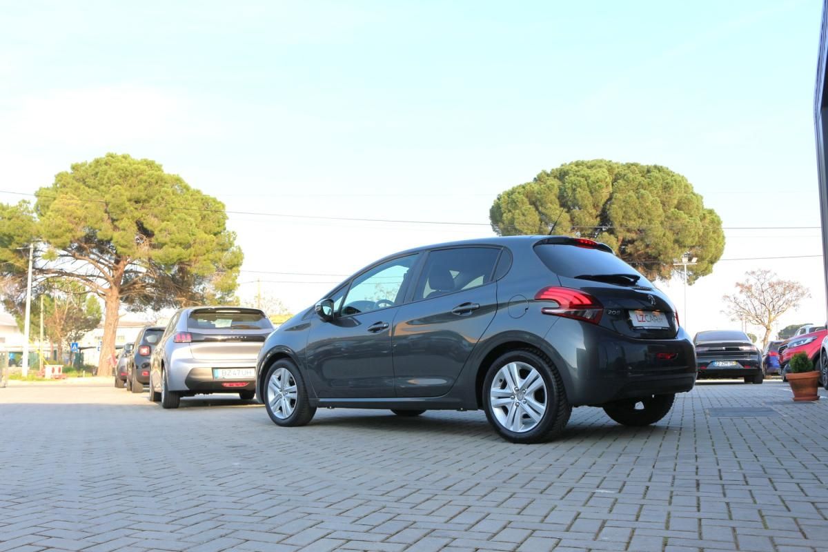 peugeot-208-2016-gasolina-1199cc