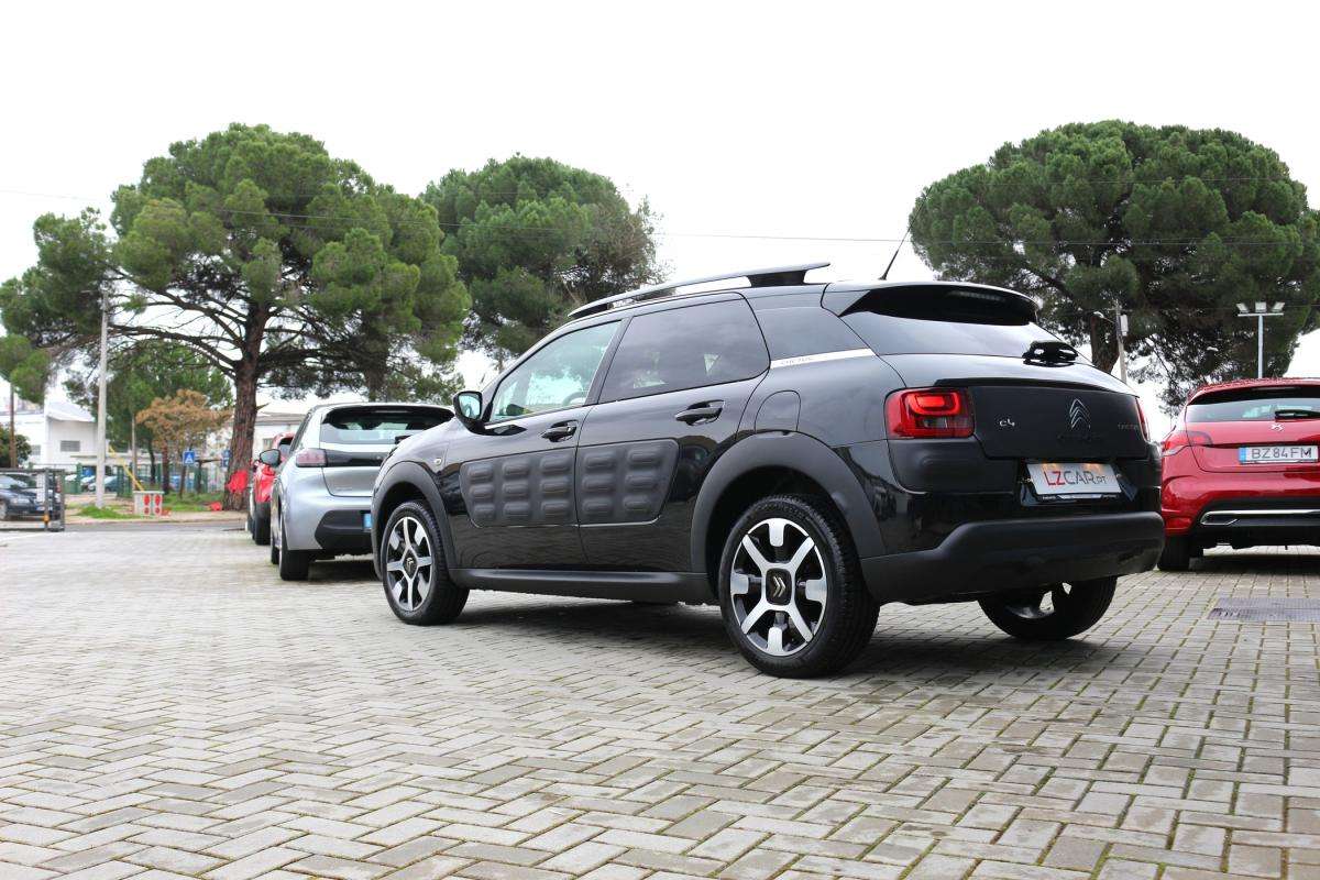 citroen-c4-cactus-2016-diesel-1560cc