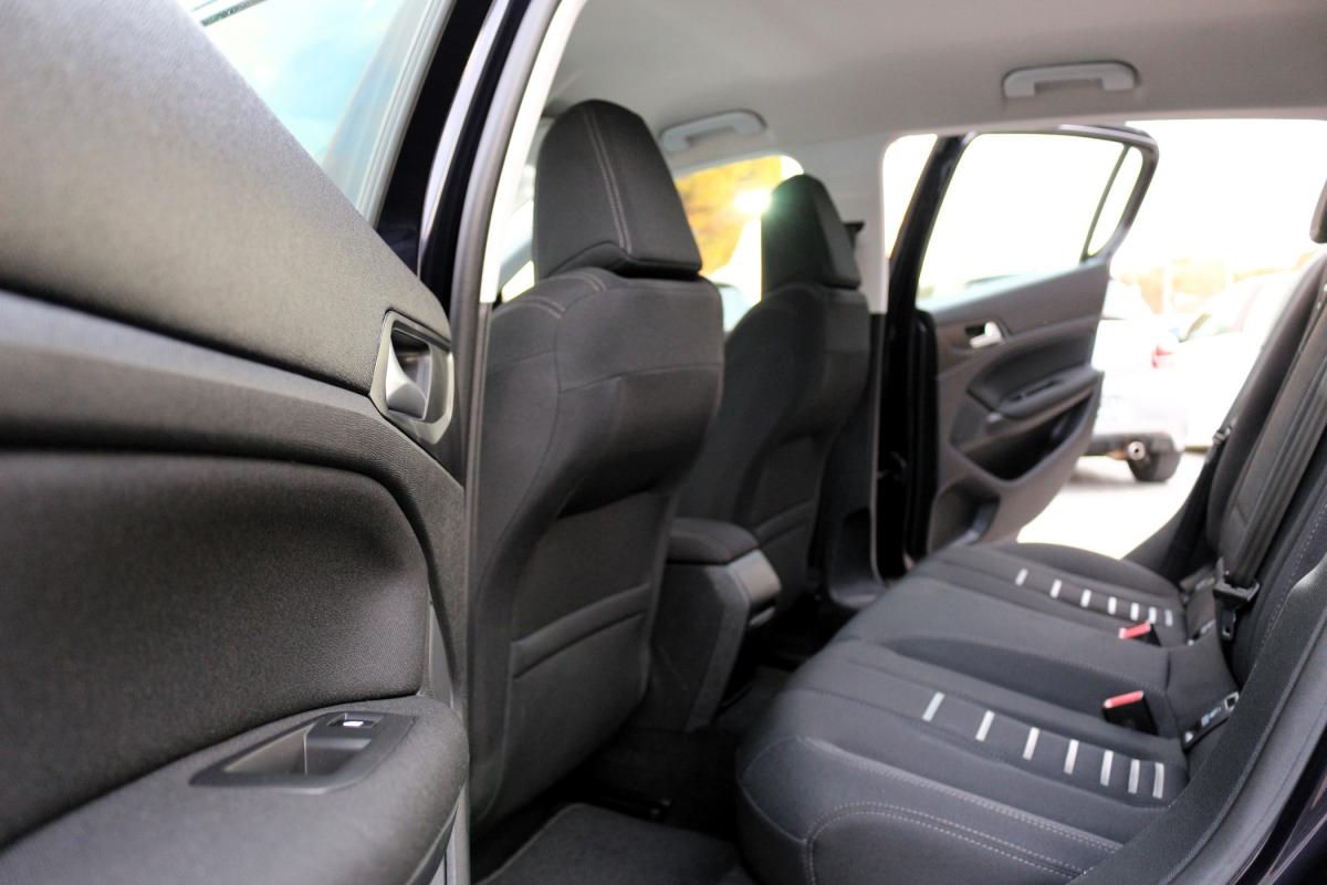 peugeot-308-2014-gasolina-1199cc