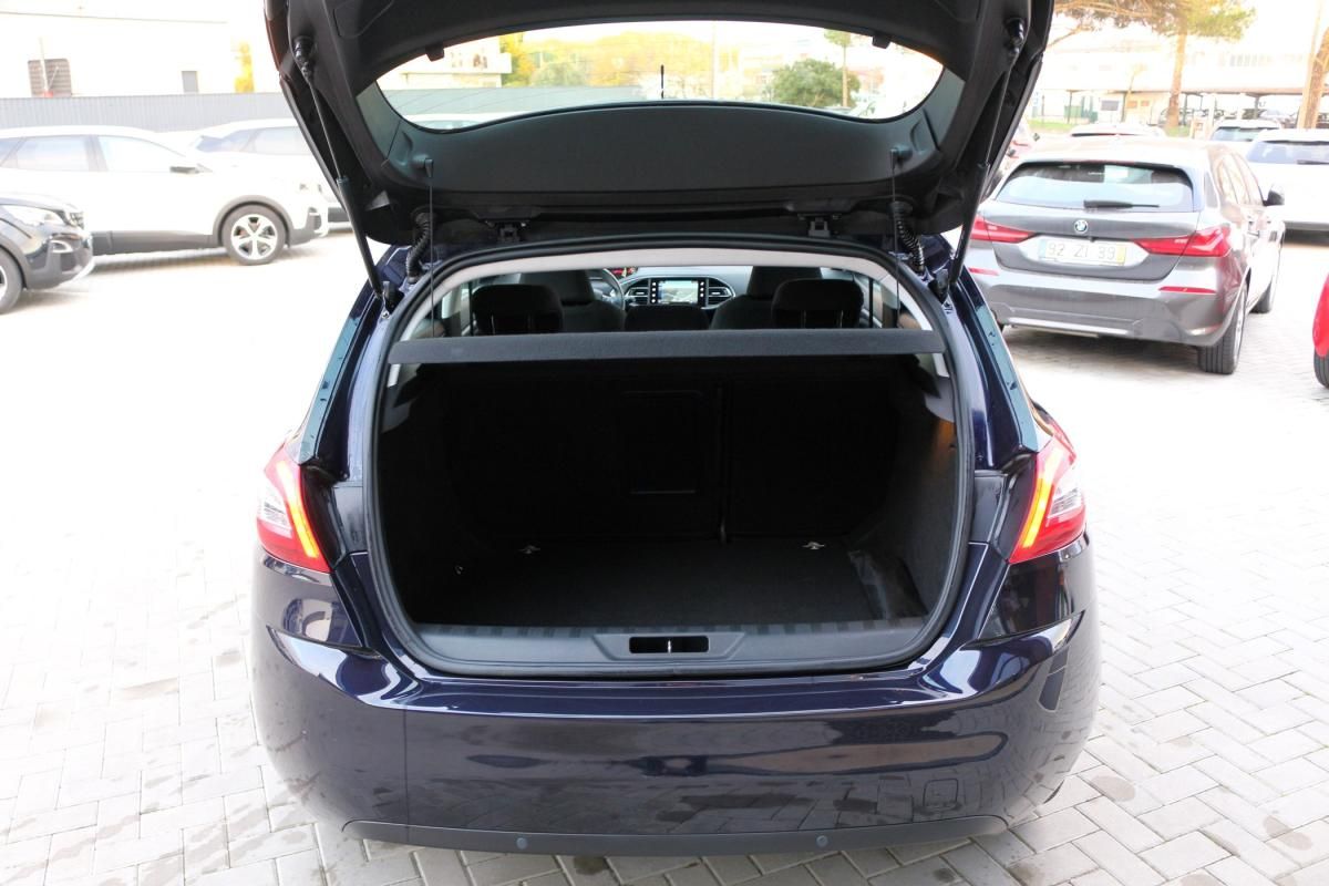 peugeot-308-2014-gasolina-1199cc