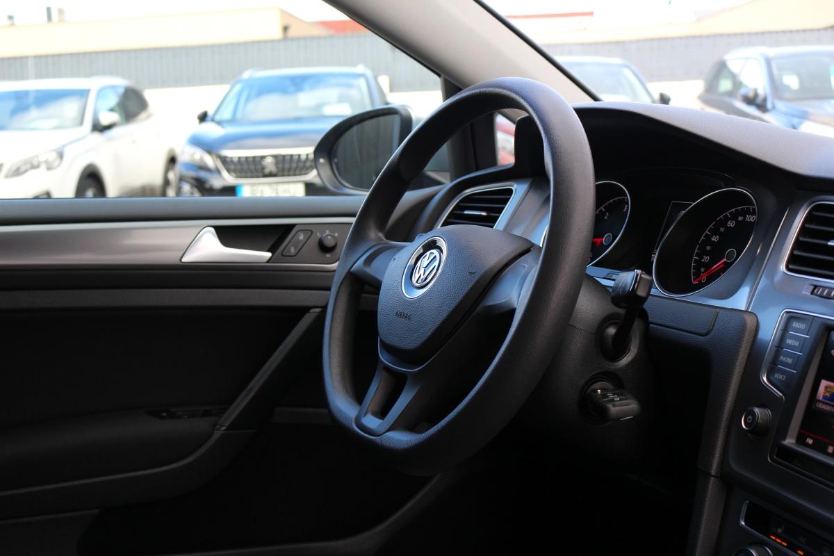 volkswagen-golf-2016-diesel-1598cc
