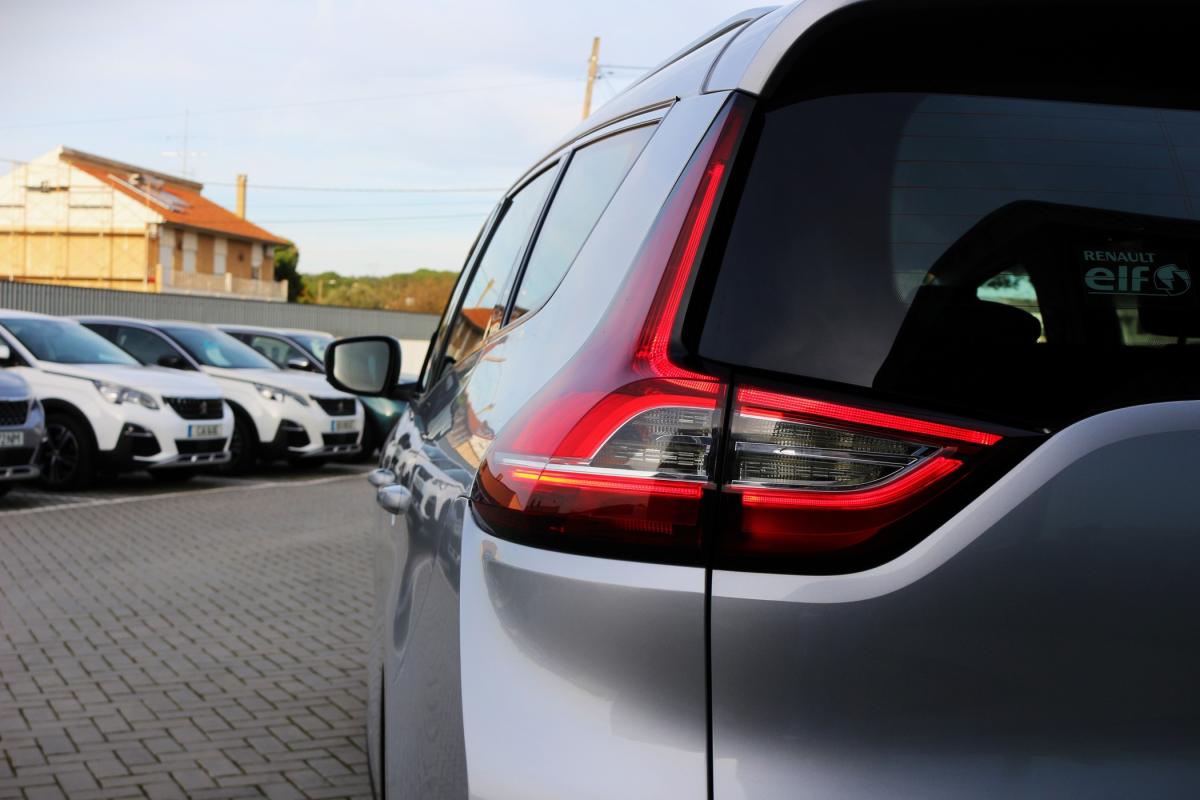 renault-grand-scenic-2017-diesel-1598cc
