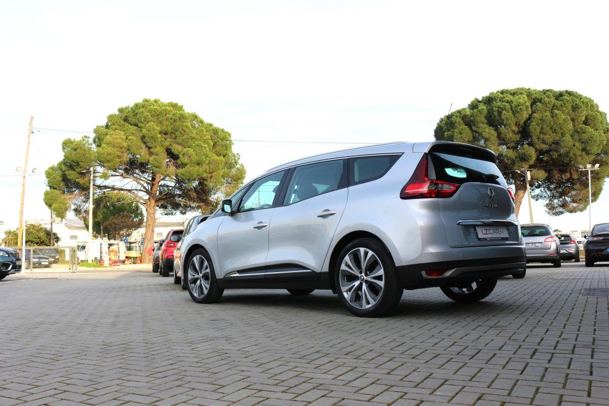 renault-grand-scenic-2017-diesel-1598cc