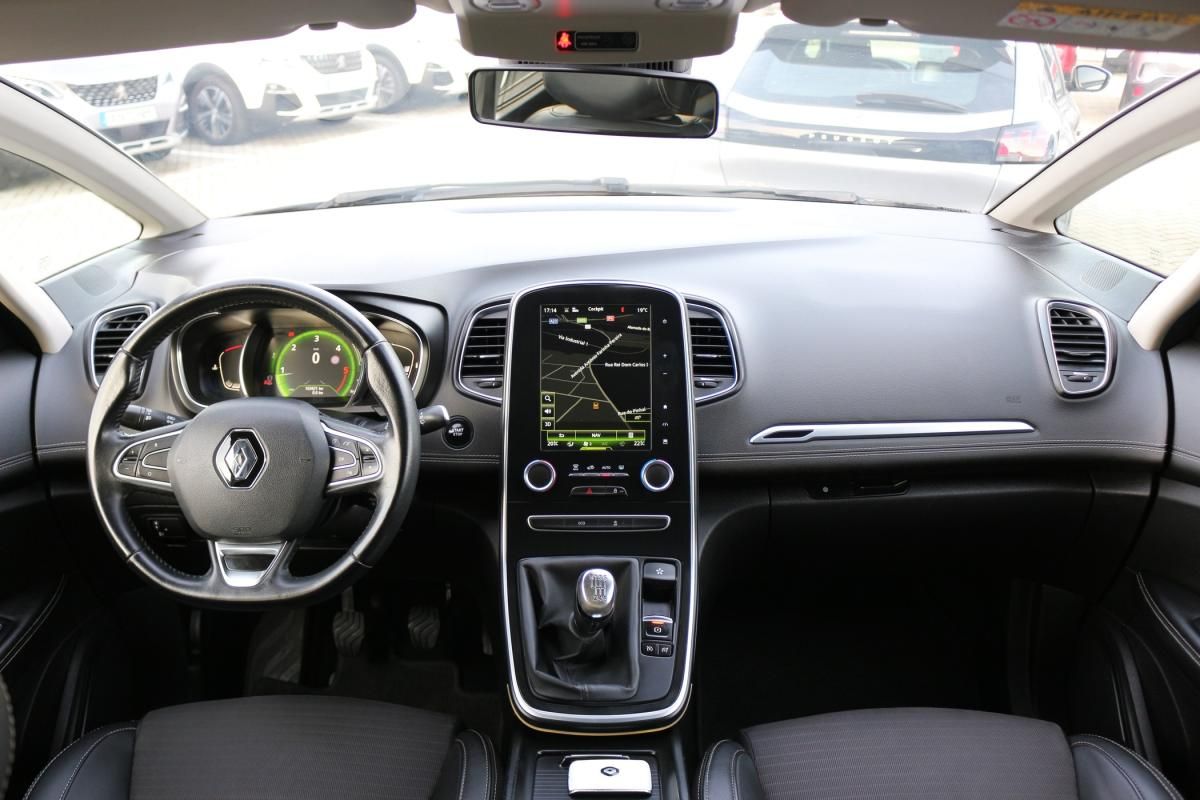renault-grand-scenic-2017-diesel-1598cc