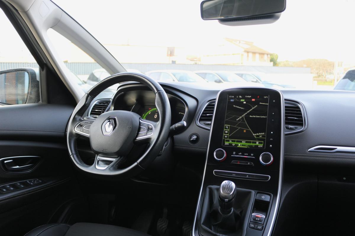renault-grand-scenic-2017-diesel-1598cc