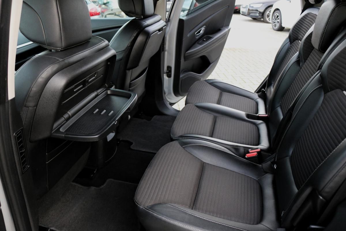 renault-grand-scenic-2017-diesel-1598cc
