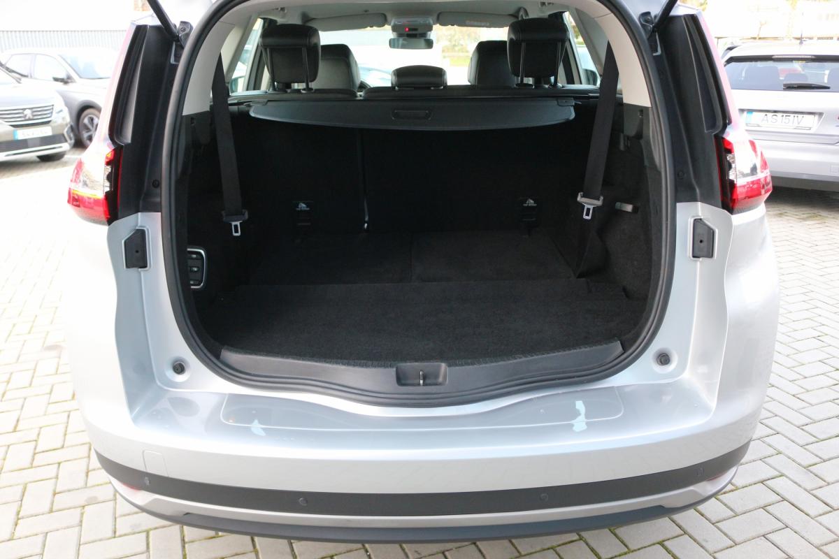 renault-grand-scenic-2017-diesel-1598cc