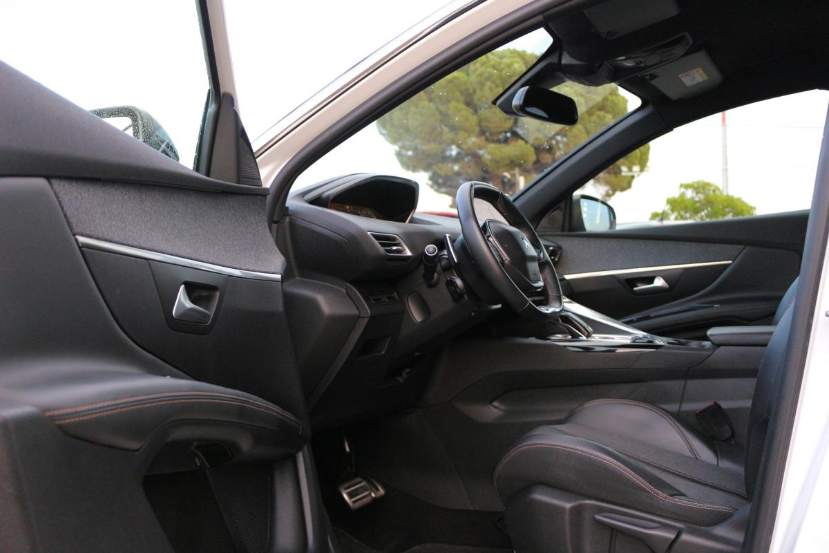 peugeot-3008-2017-diesel-1560cc