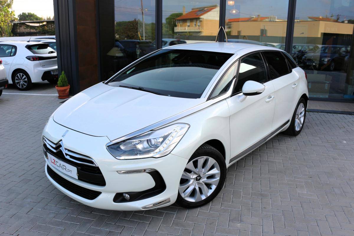 citroen-ds5-2015-diesel-1560cc