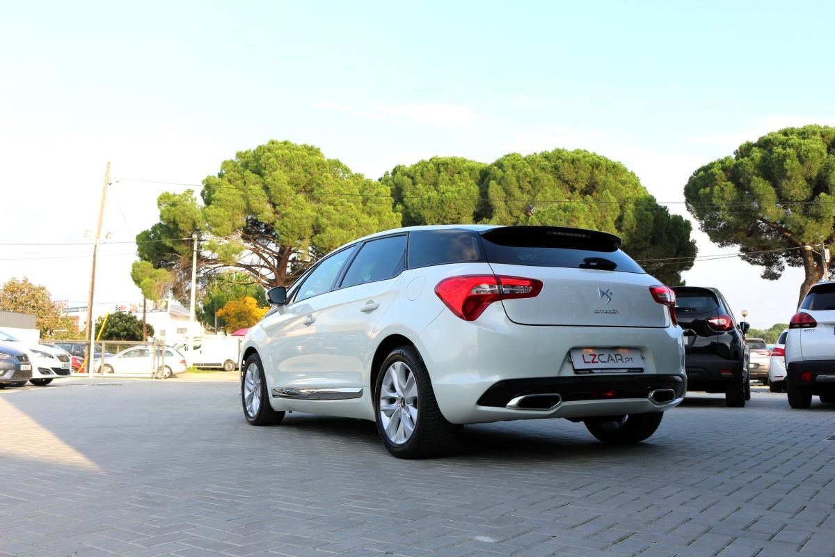 citroen-ds5-2015-diesel-1560cc