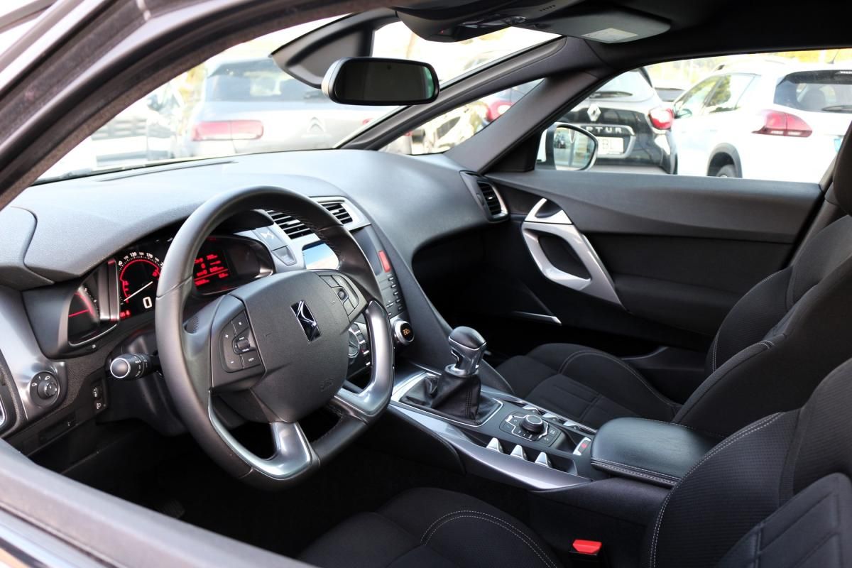 citroen-ds5-2015-diesel-1560cc