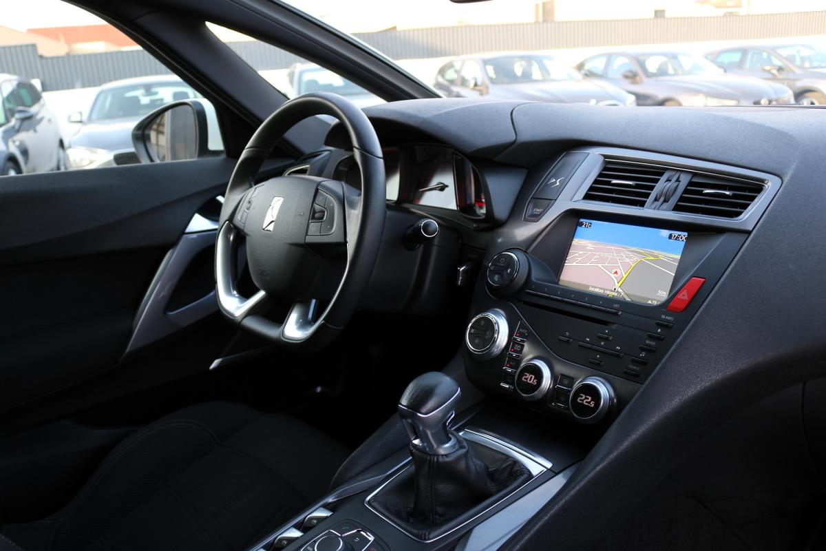 citroen-ds5-2015-diesel-1560cc