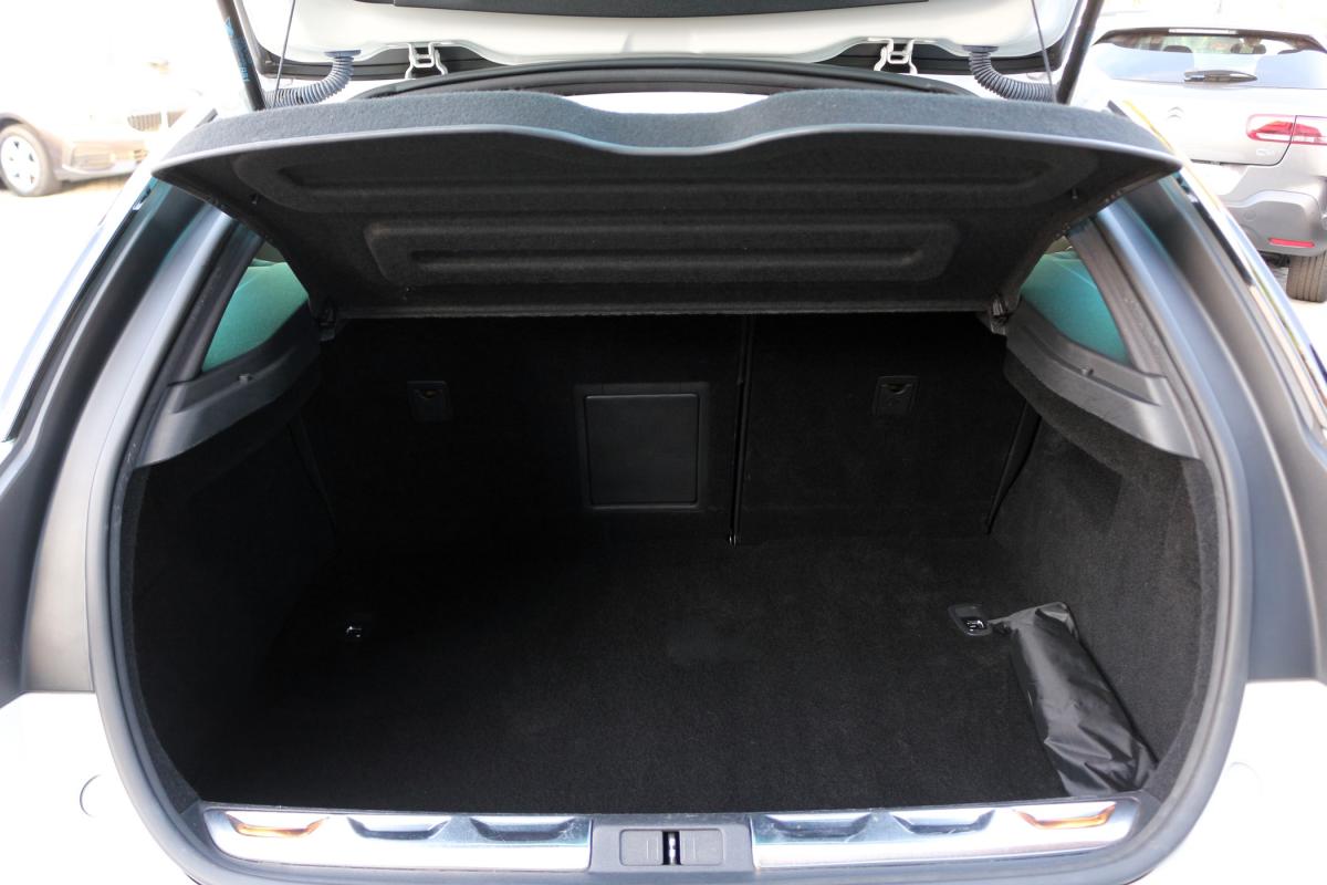 citroen-ds5-2015-diesel-1560cc