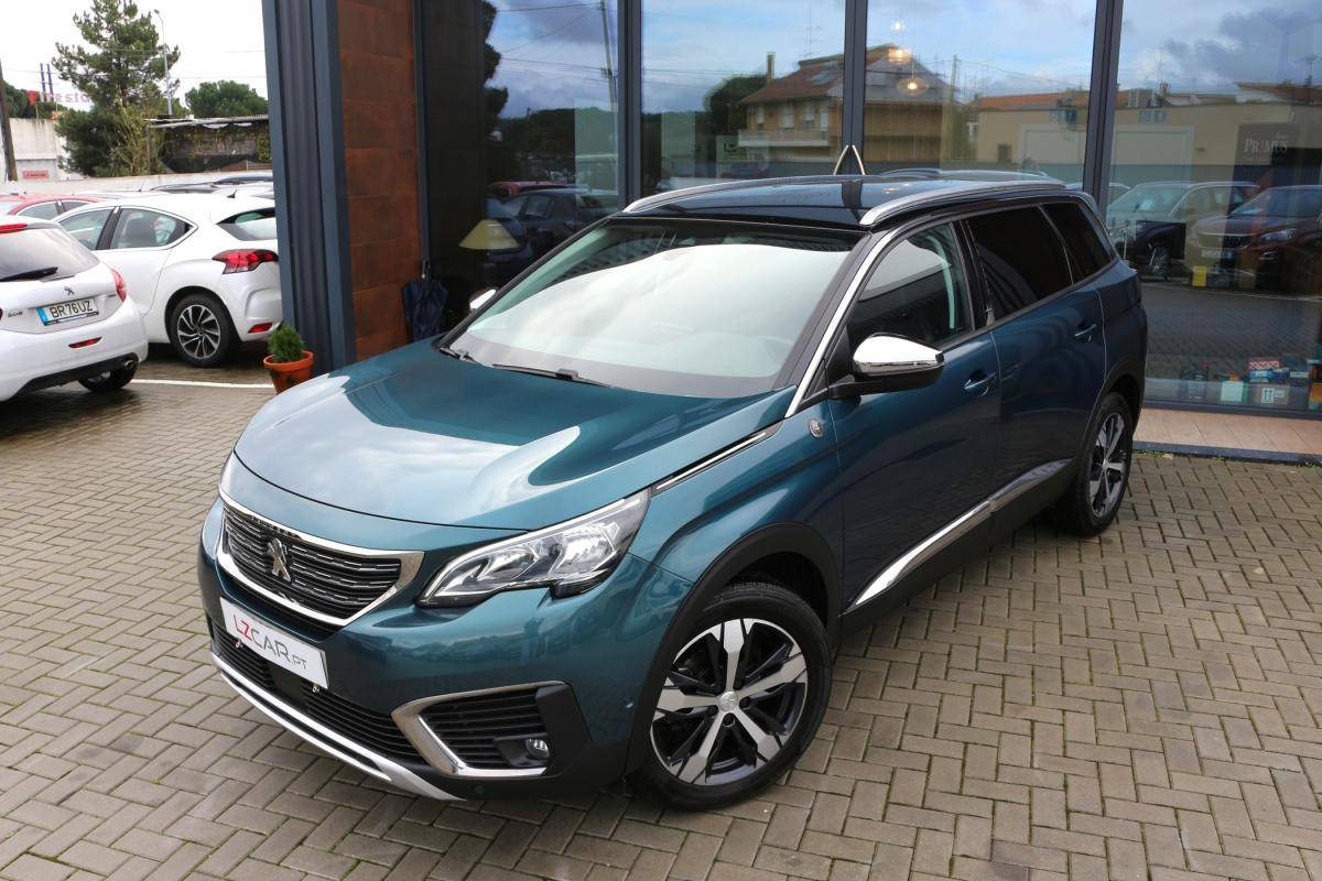 peugeot-5008-2018-gasolina-1199cc