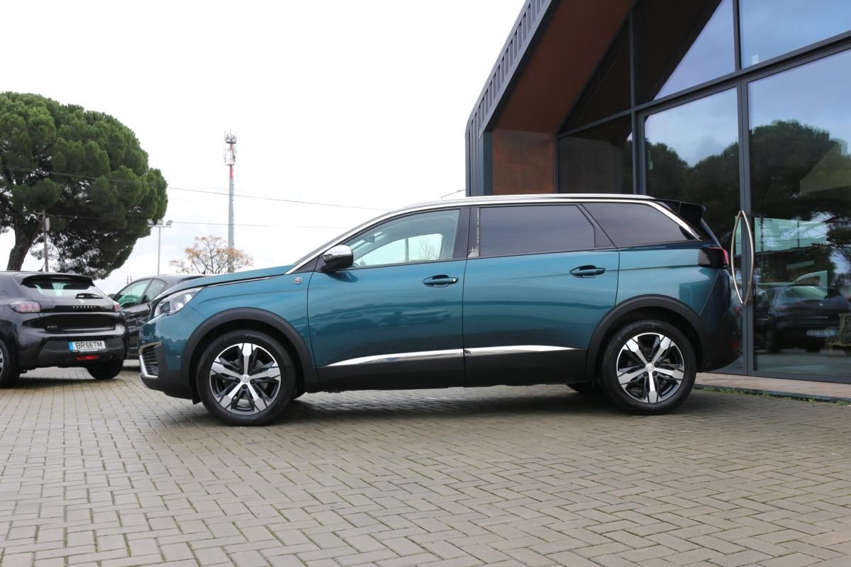 peugeot-5008-2018-gasolina-1199cc