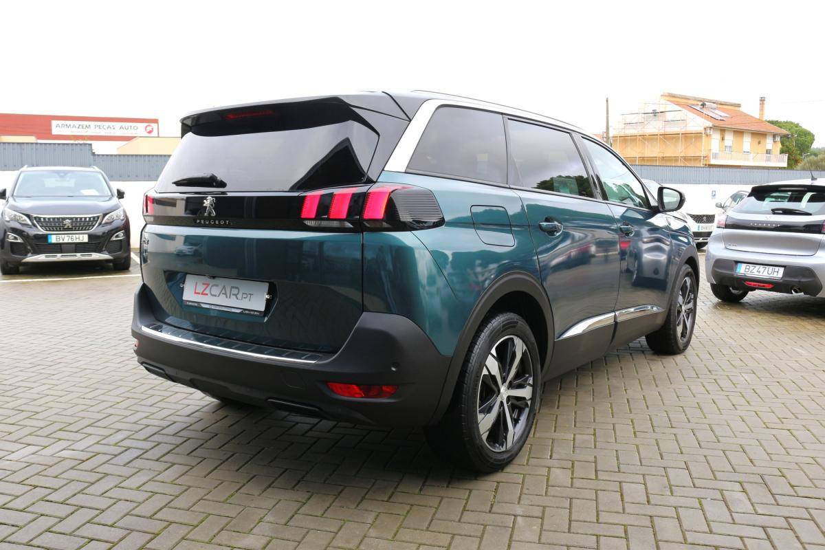 peugeot-5008-2018-gasolina-1199cc