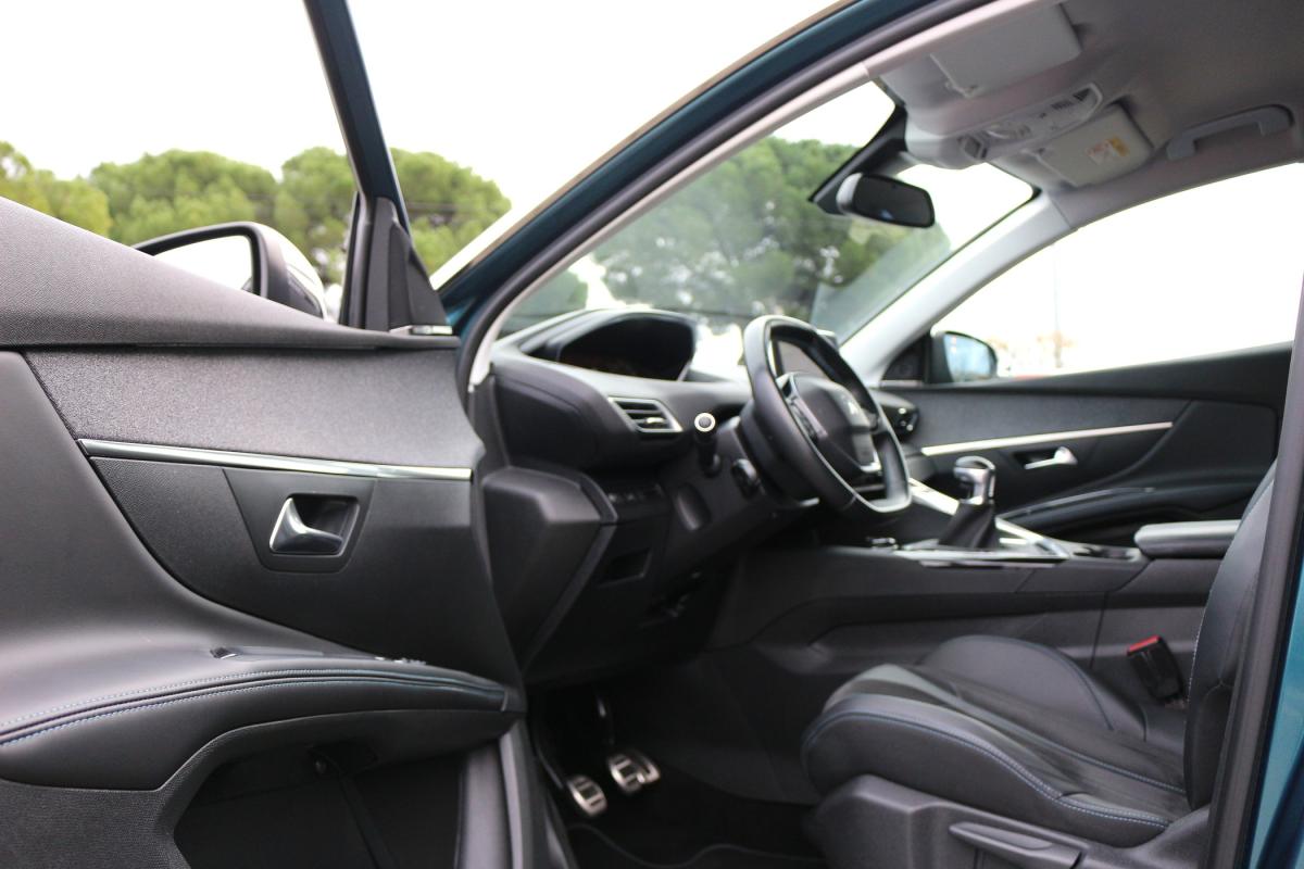 peugeot-5008-2018-gasolina-1199cc
