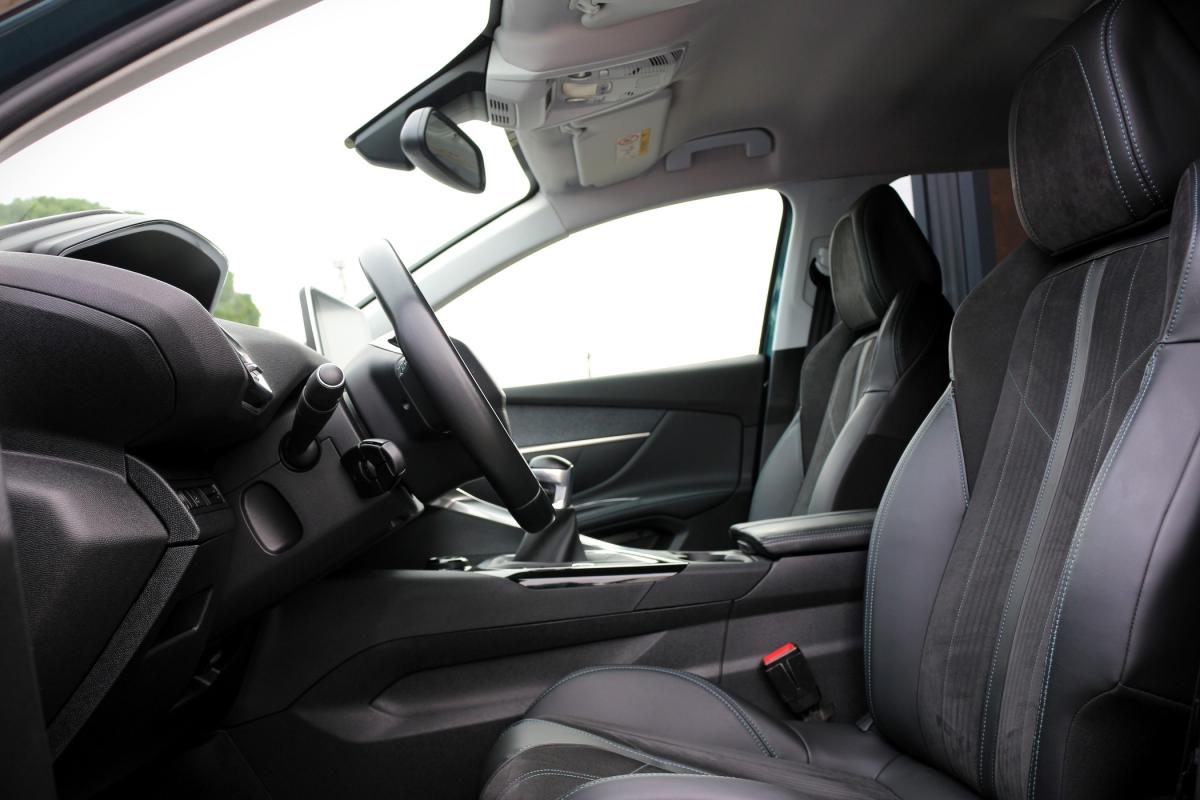 peugeot-5008-2018-gasolina-1199cc
