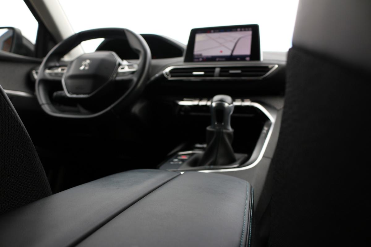 peugeot-5008-2018-gasolina-1199cc