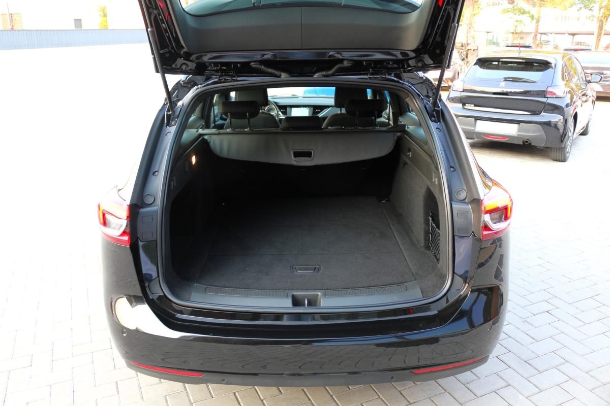 opel-insignia-2021-diesel-1496cc