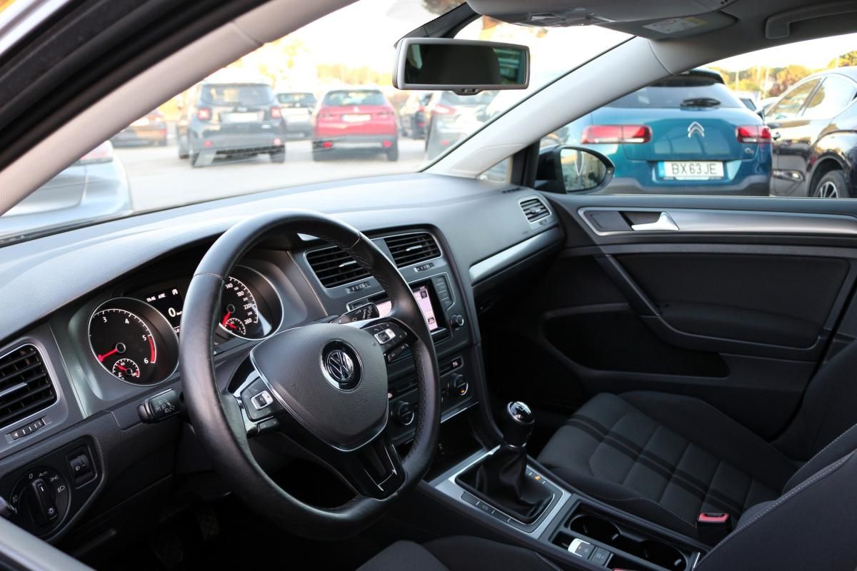volkswagen-golf-2015-diesel-1598cc