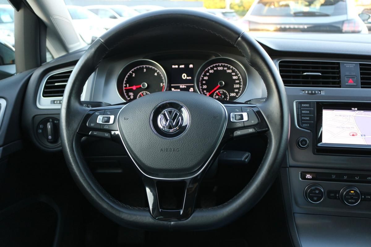 volkswagen-golf-2015-diesel-1598cc