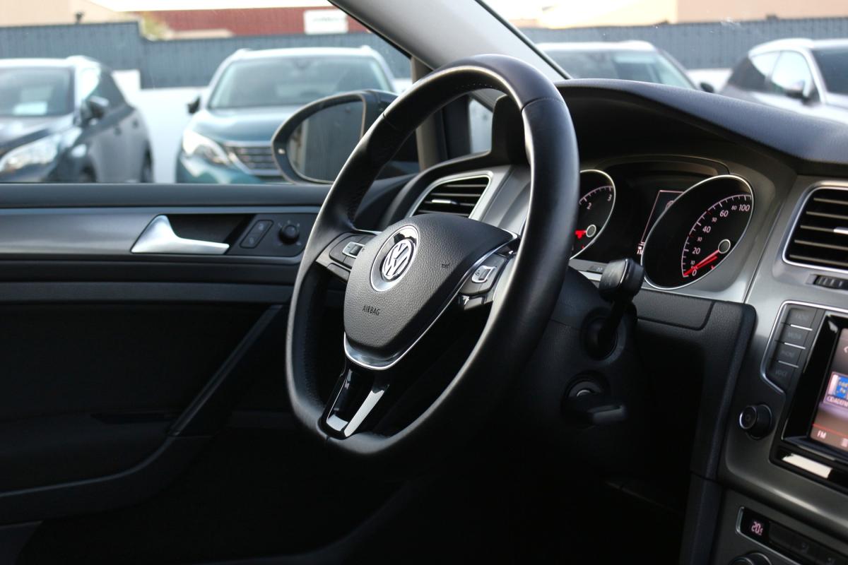 volkswagen-golf-2015-diesel-1598cc