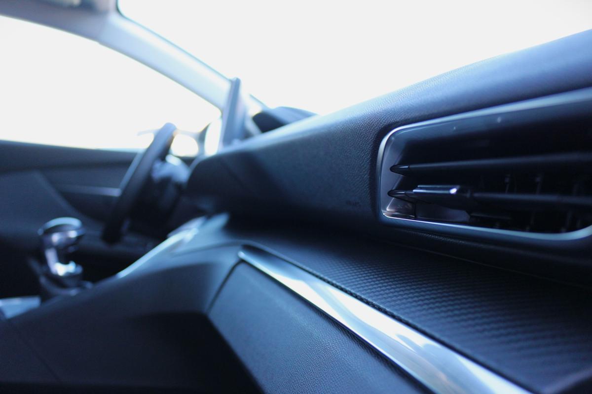 peugeot-5008-2021-gasolina-1199cc