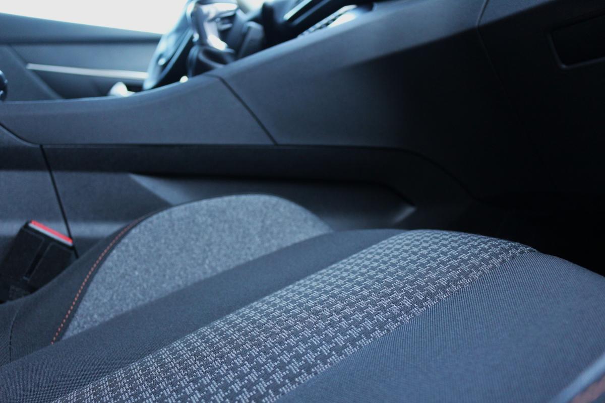 peugeot-5008-2021-gasolina-1199cc