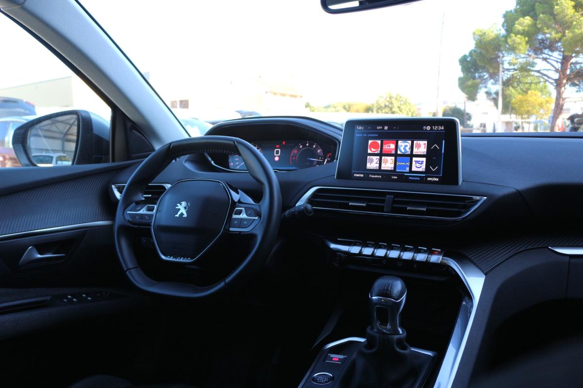 peugeot-5008-2021-gasolina-1199cc
