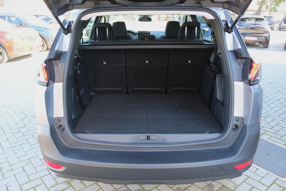 peugeot-5008-2021-gasolina-1199cc