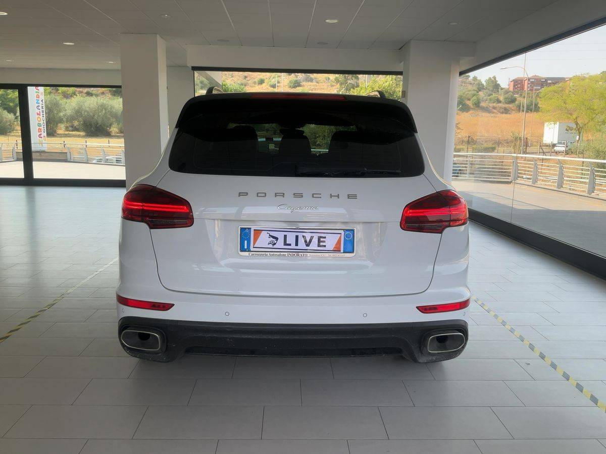 porsche-cayenne-2015-diesel-2967cc