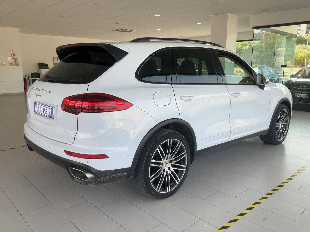 porsche-cayenne-2015-diesel-2967cc