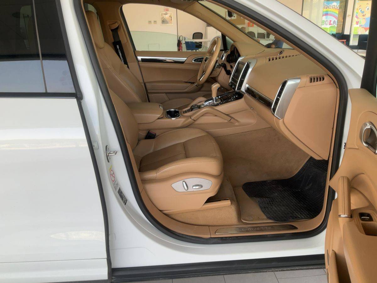 porsche-cayenne-2015-diesel-2967cc