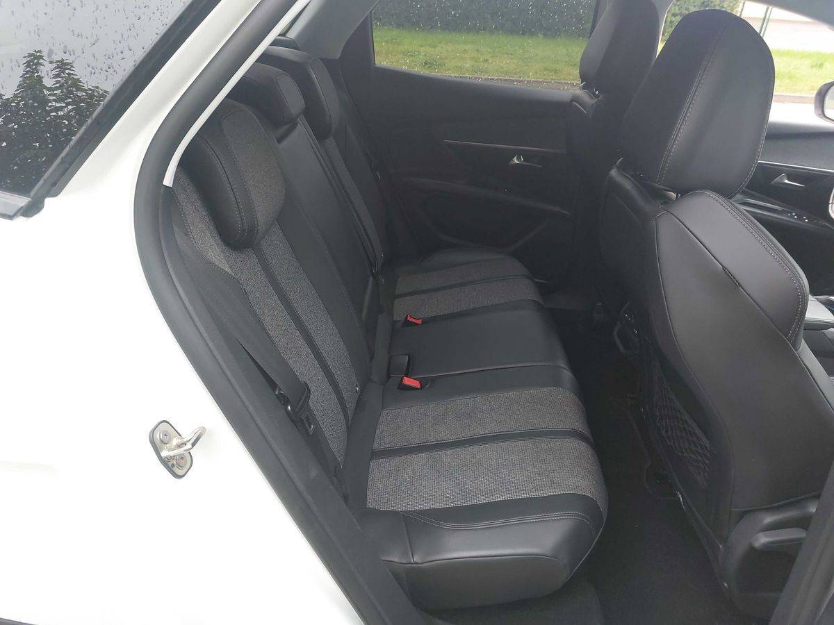 peugeot-3008-2017-diesel-1560cc