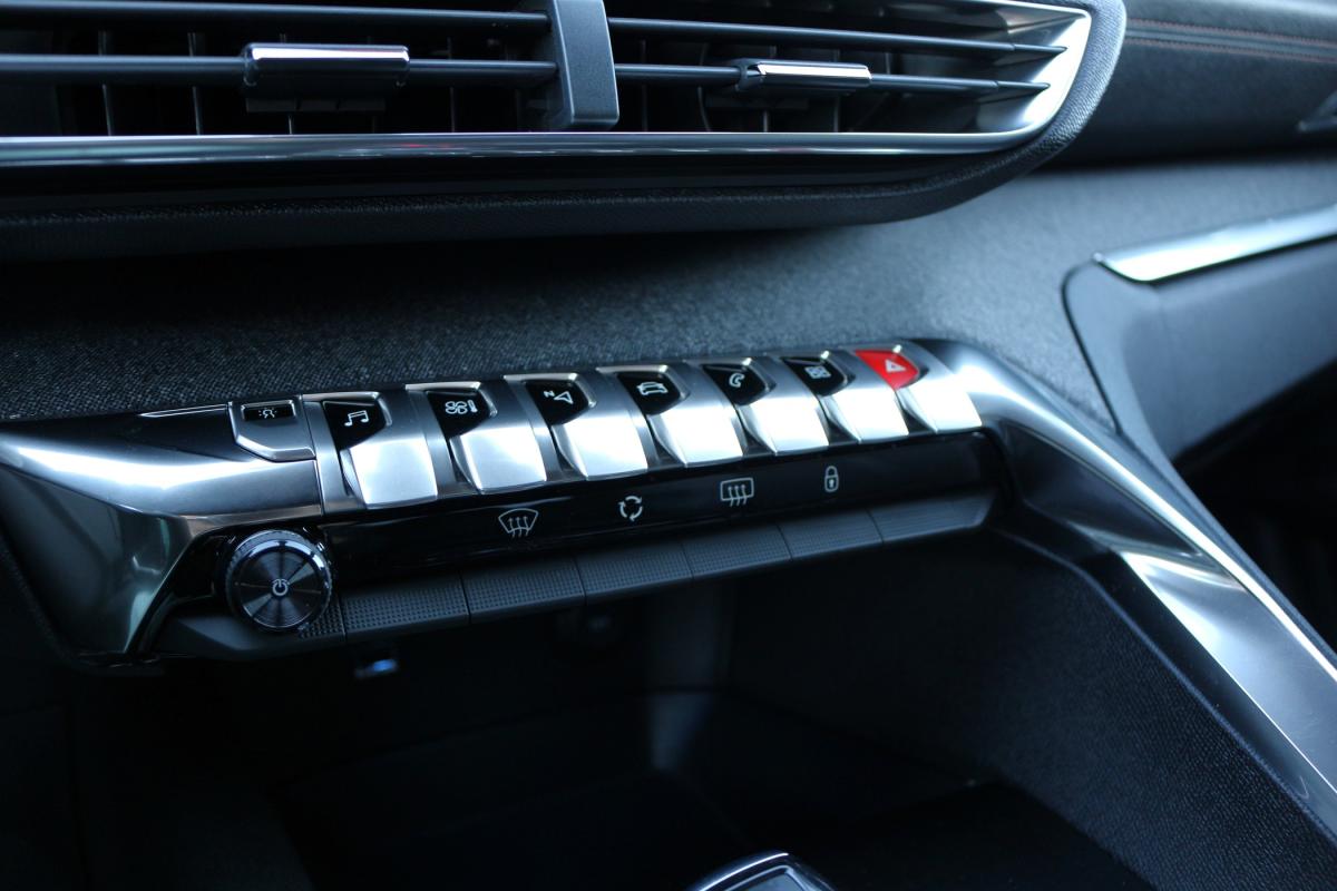 peugeot-3008-2017-diesel-1560cc