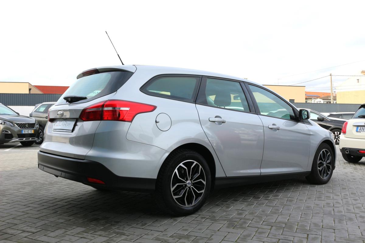 ford-focus-sw-2015-diesel-1499cc