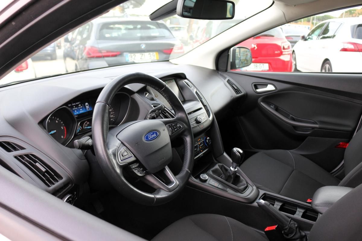 ford-focus-sw-2015-diesel-1499cc