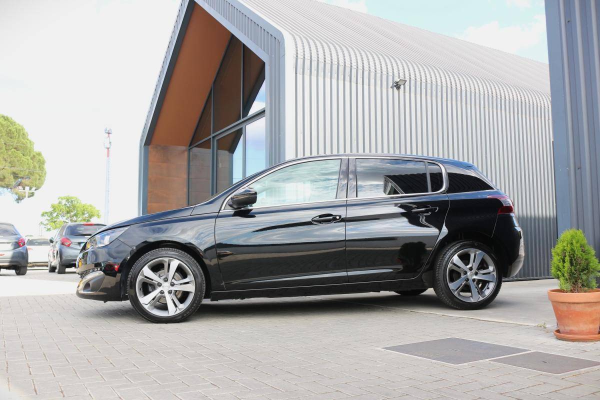 peugeot-308-2016-diesel-1560cc