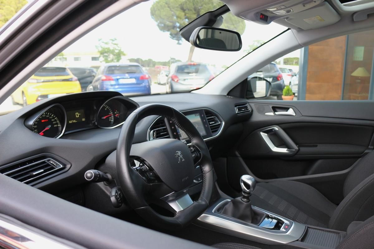 peugeot-308-2016-diesel-1560cc