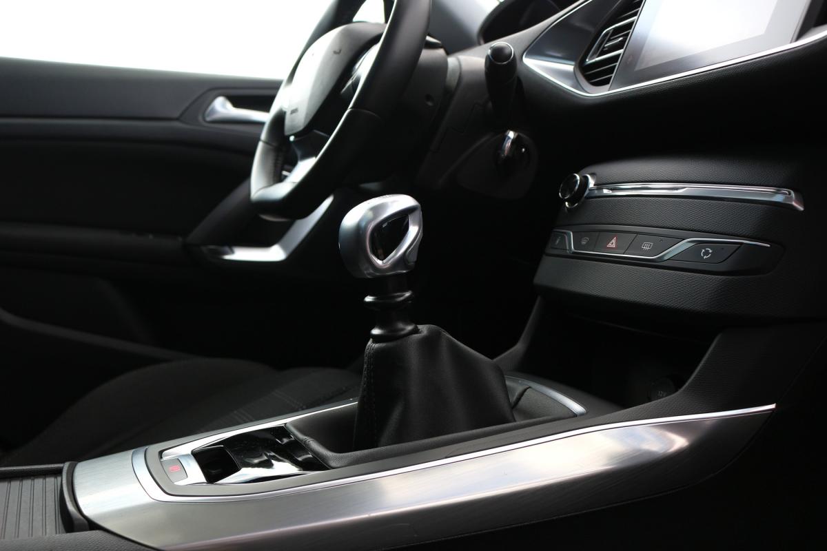 peugeot-308-2016-diesel-1560cc