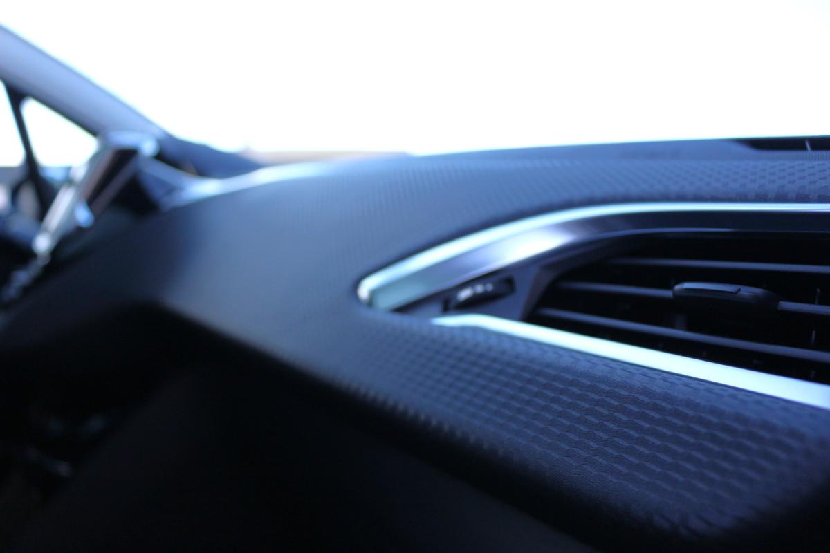 peugeot-2008-2014-diesel-1560cc