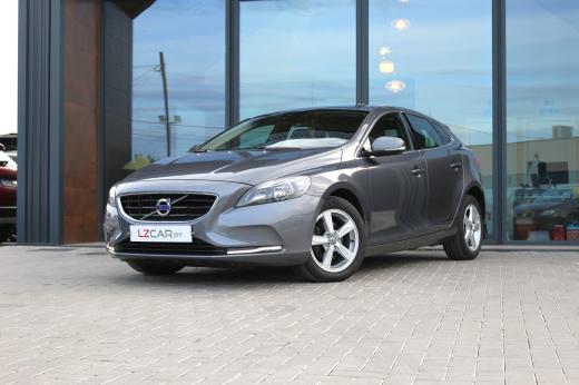 volvo-v40-2013-diesel-1560cc