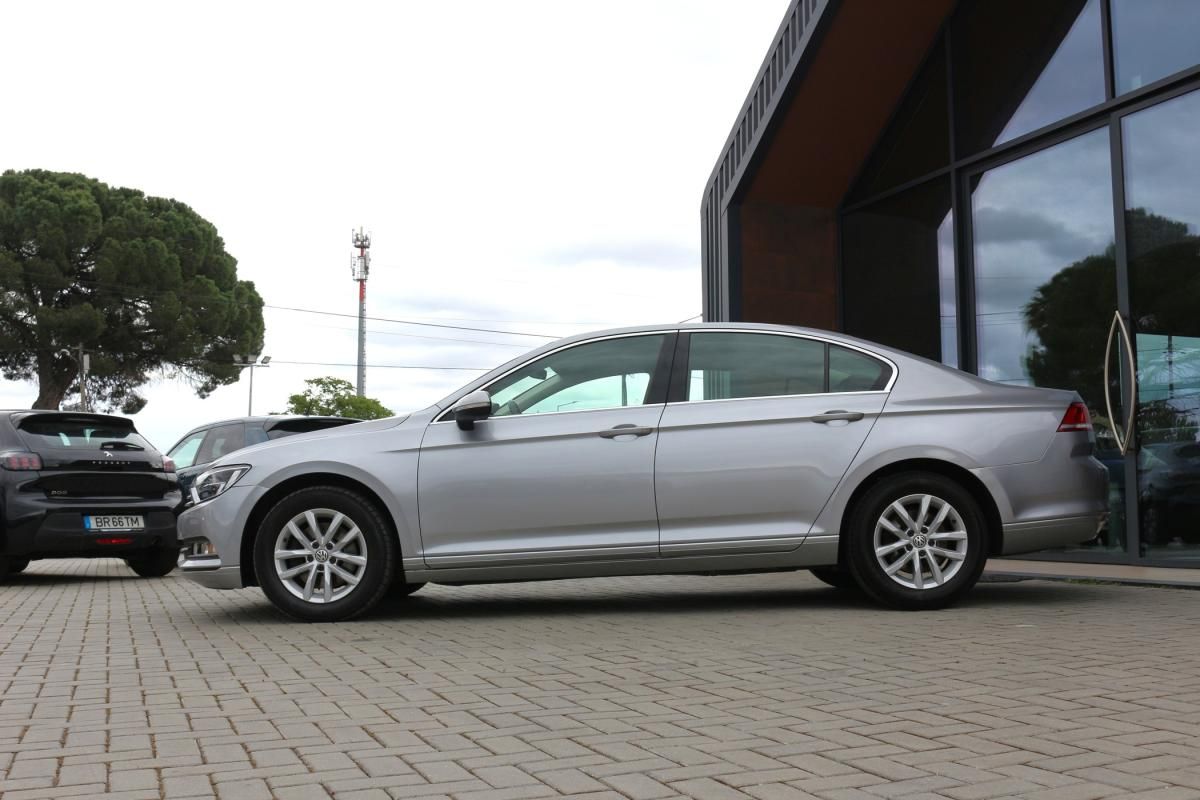volkswagen-passat-2017-diesel-1598cc