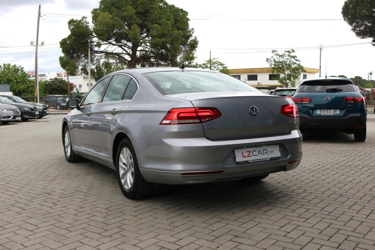 volkswagen-passat-2017-diesel-1598cc
