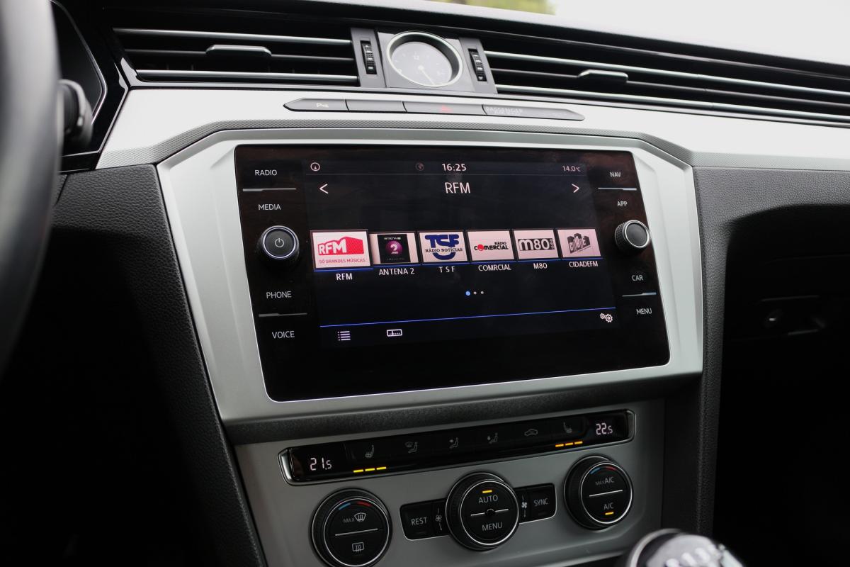 volkswagen-passat-2017-diesel-1598cc