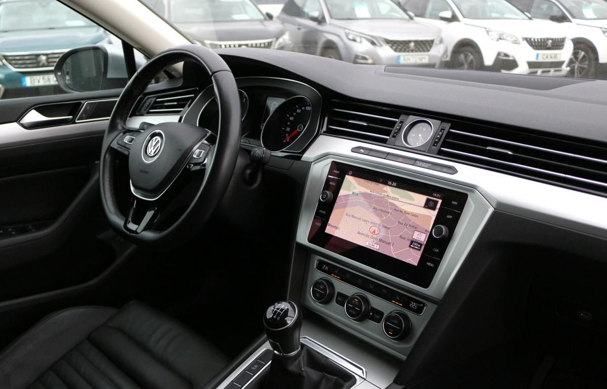 volkswagen-passat-2017-diesel-1598cc