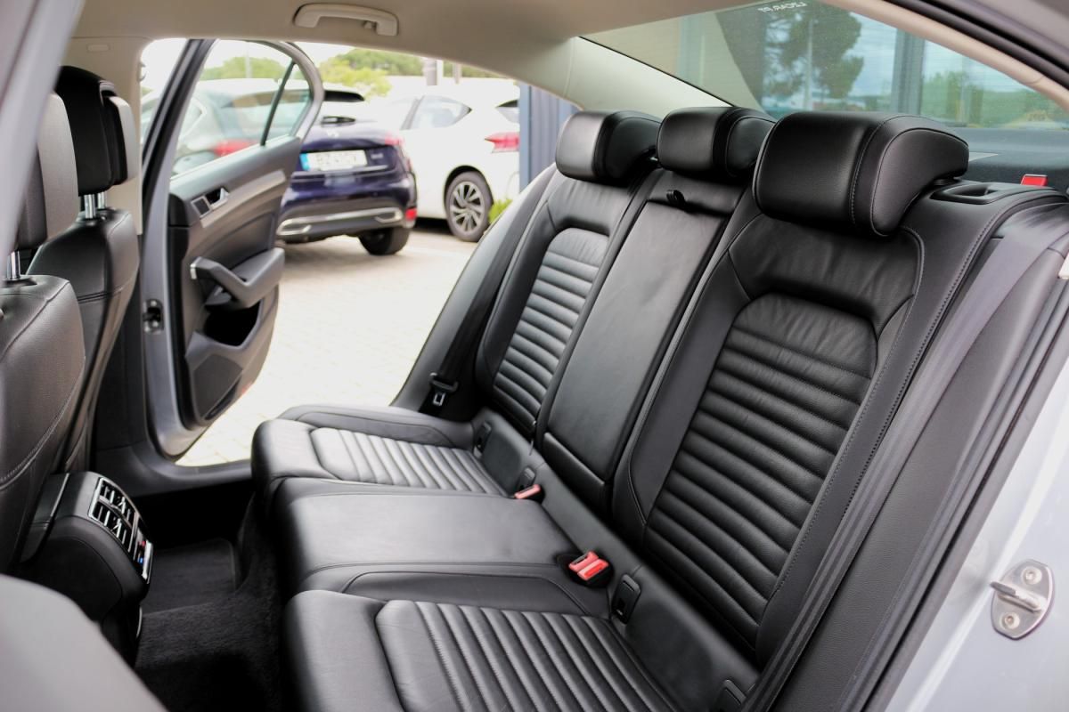 volkswagen-passat-2017-diesel-1598cc